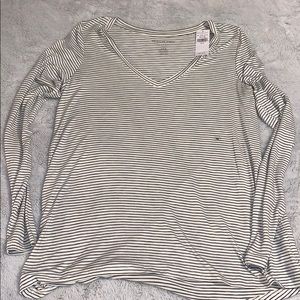American eagle long sleeve shirt